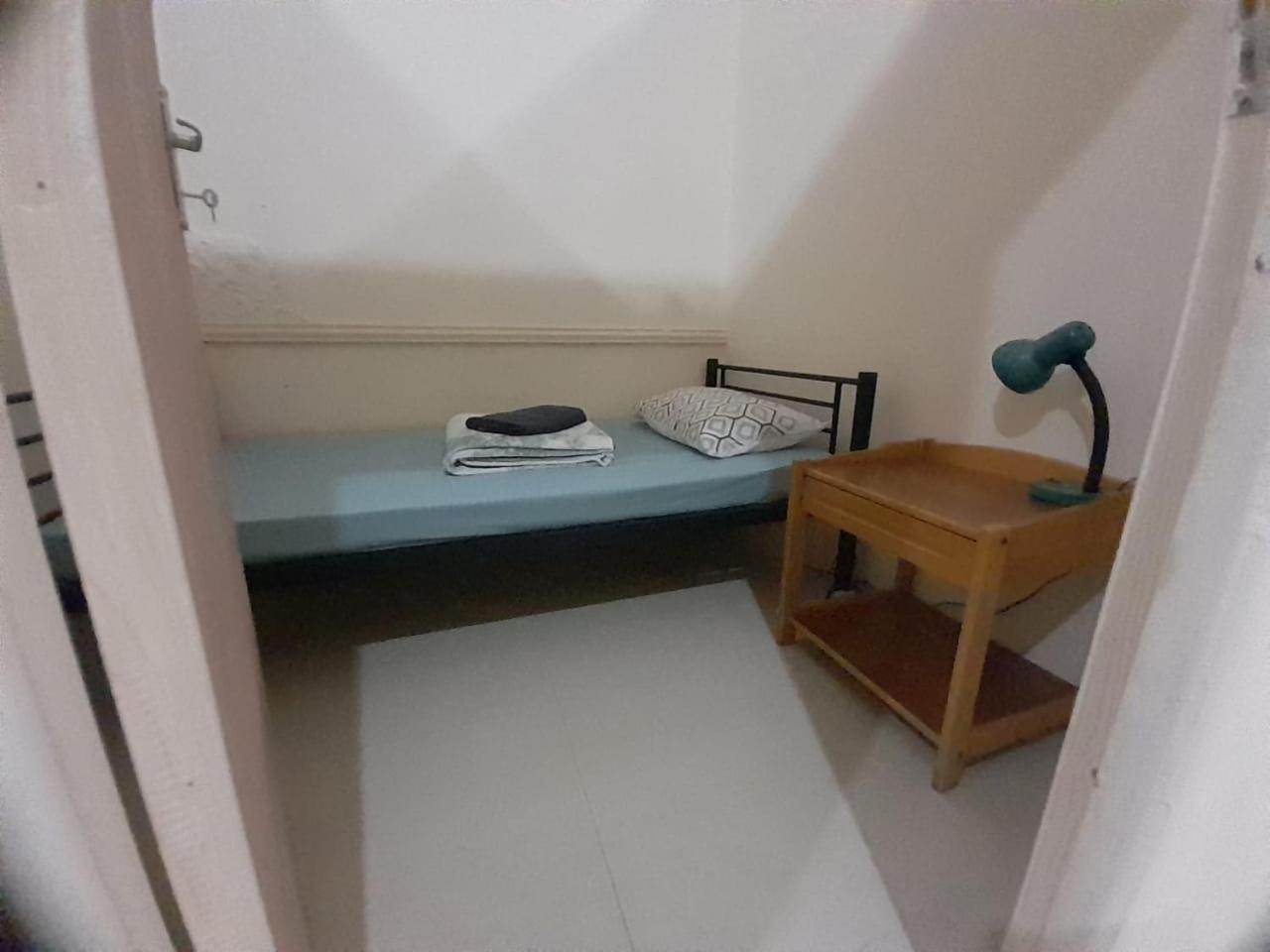 Backpacker'S Bed - No Parking Space Abu Zabi Zewnętrze zdjęcie